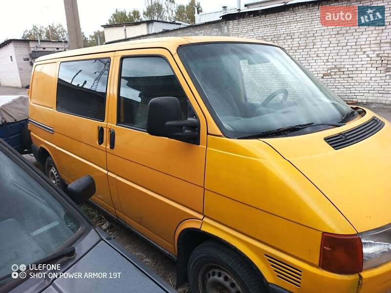 Мінівен Volkswagen Transporter 2002 в Києві