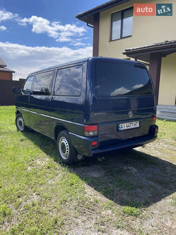 Вантажний фургон Volkswagen Transporter 1998 в Бучі