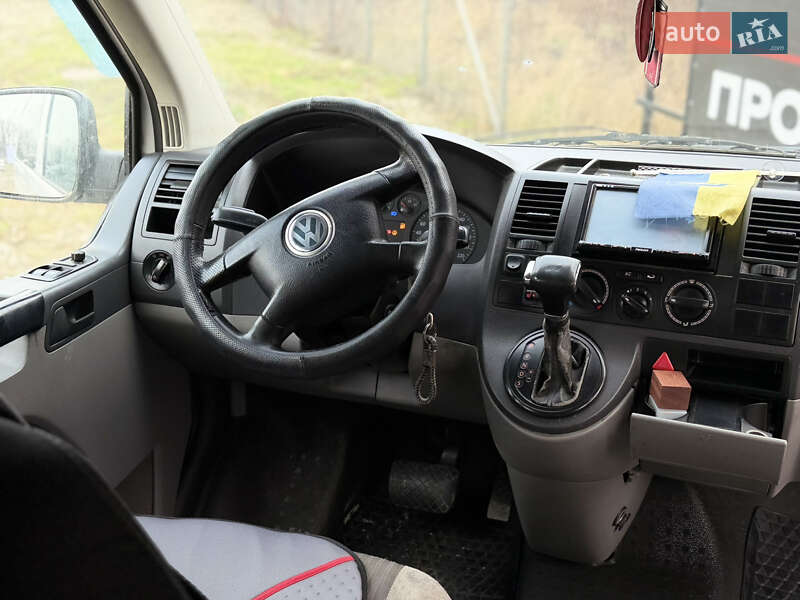 Мінівен Volkswagen Transporter 2005 в Івано-Франківську