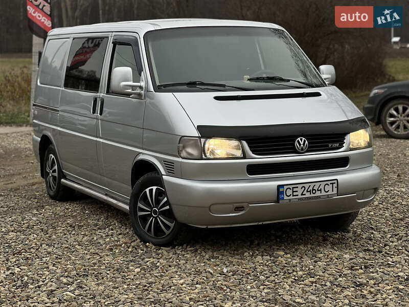 Вантажопасажирський фургон Volkswagen Transporter 2003 в Сторожинці