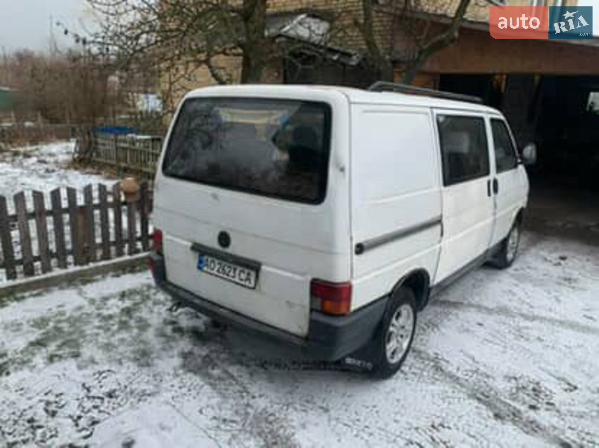 Volkswagen Transporter 1996 VIN WV1ZZZ70ZTX051410 фото оголошення 3 з 12
