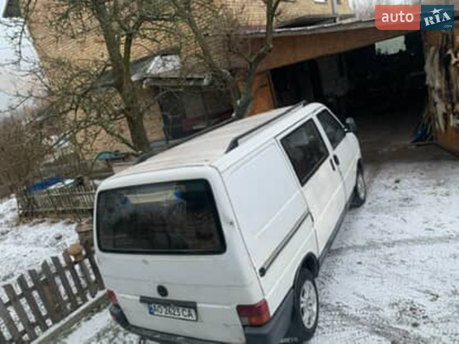 Volkswagen Transporter 1996 VIN WV1ZZZ70ZTX051410 фото оголошення 4 з 12