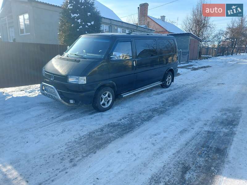 Минивэн Volkswagen Transporter 1996 в Остроге