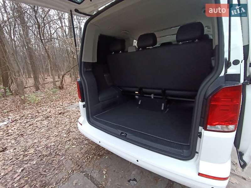 Мінівен Volkswagen Transporter 2020 в Києві