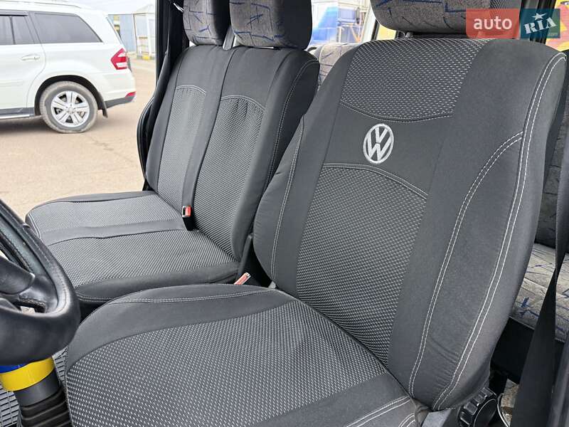 Мінівен Volkswagen Transporter 2001 в Одесі