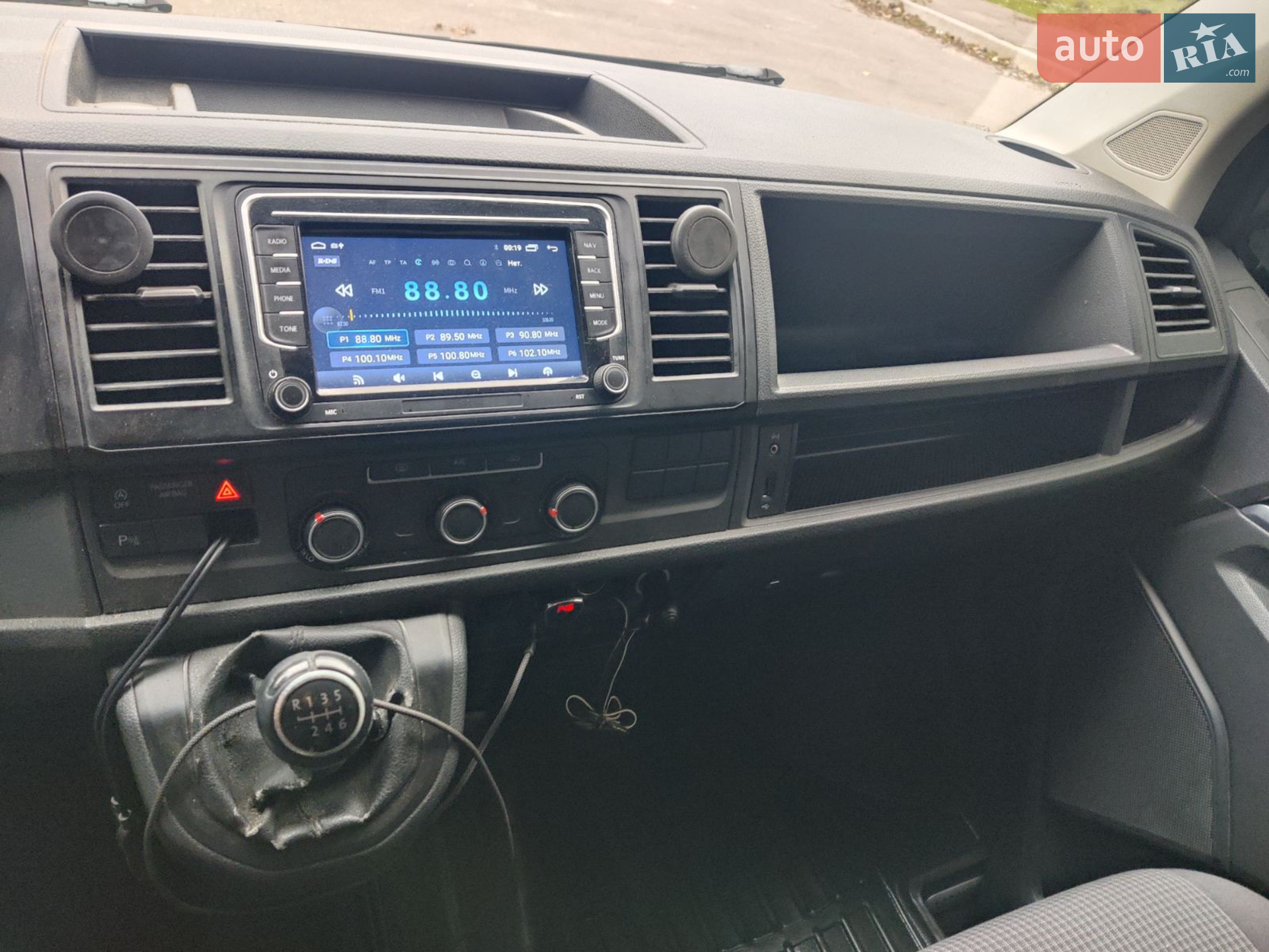 2016 Volkswagen Transporter - мініатюра 26