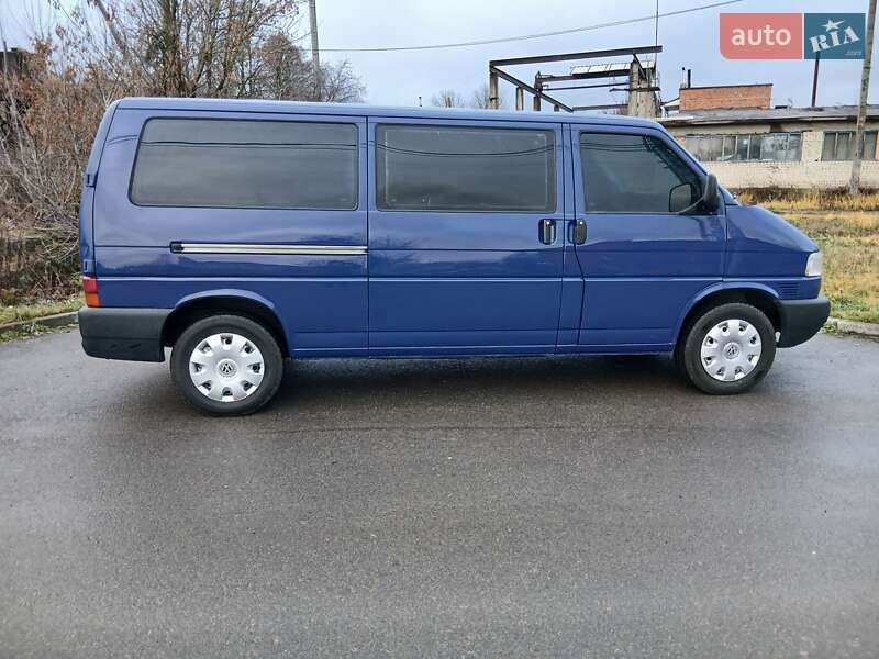 Мінівен Volkswagen Transporter 2003 в Рівному