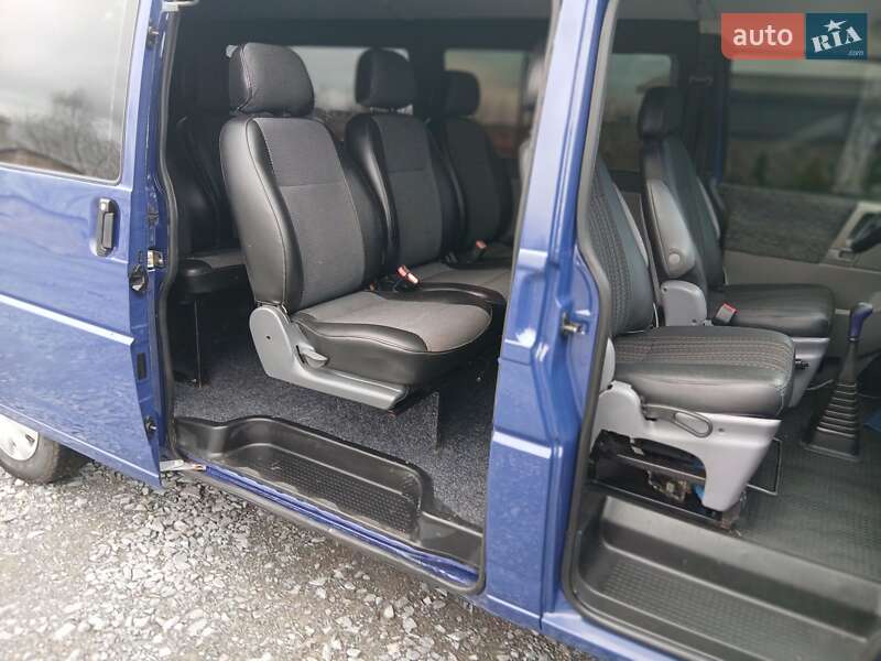 Мінівен Volkswagen Transporter 2003 в Рівному