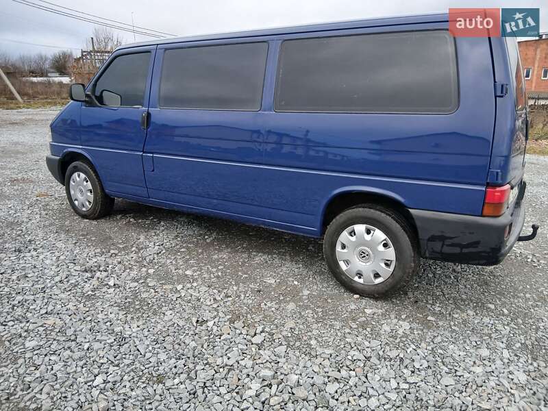 Мінівен Volkswagen Transporter 2003 в Рівному