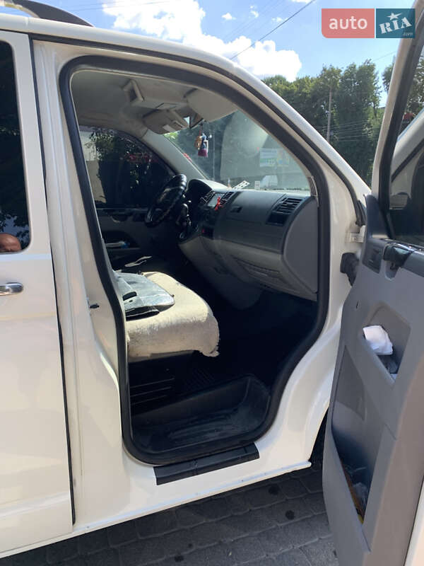 Минивэн Volkswagen Transporter 2006 в Хмельницком