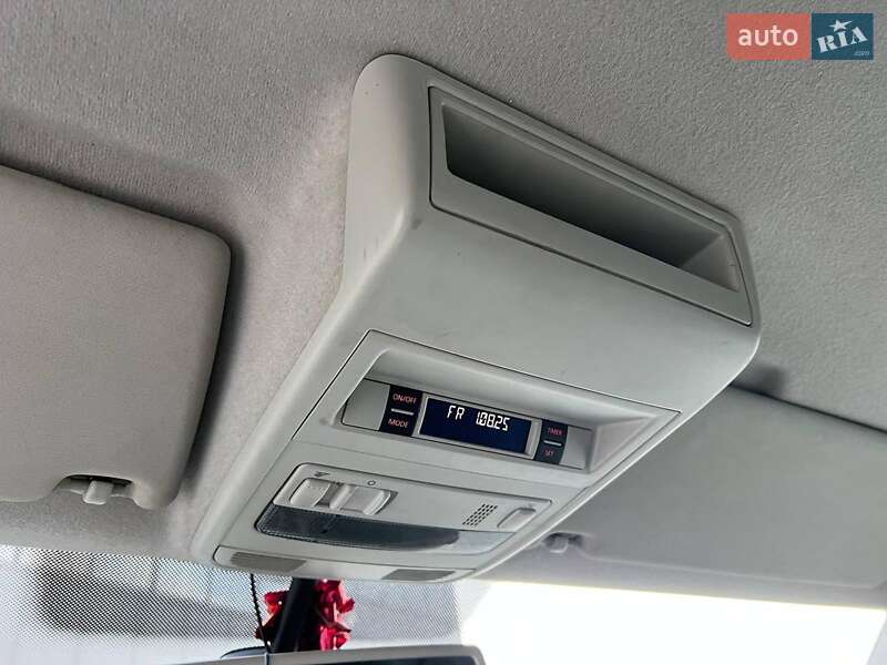 Минивэн Volkswagen Transporter 2014 в Львове