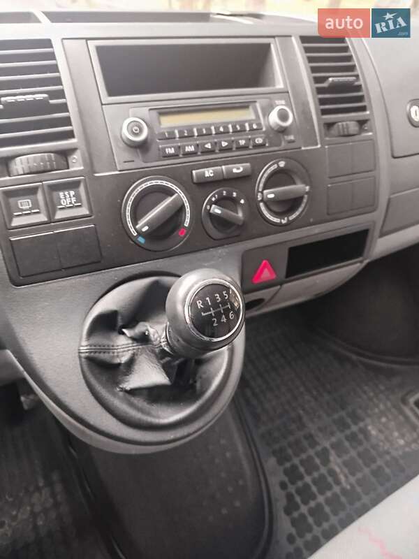 Вантажний фургон Volkswagen Transporter 2009 в Києві фото 13 Вантажний фургон Volkswagen Transporter 2009 в Києві