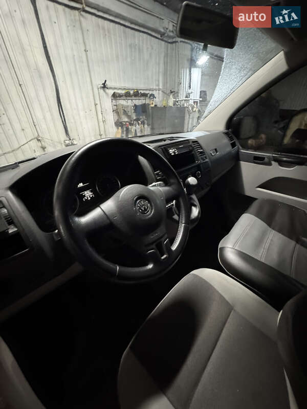 Мінівен Volkswagen Transporter 2014 в Києві фото 6 Мінівен Volkswagen Transporter 2014 в Києві