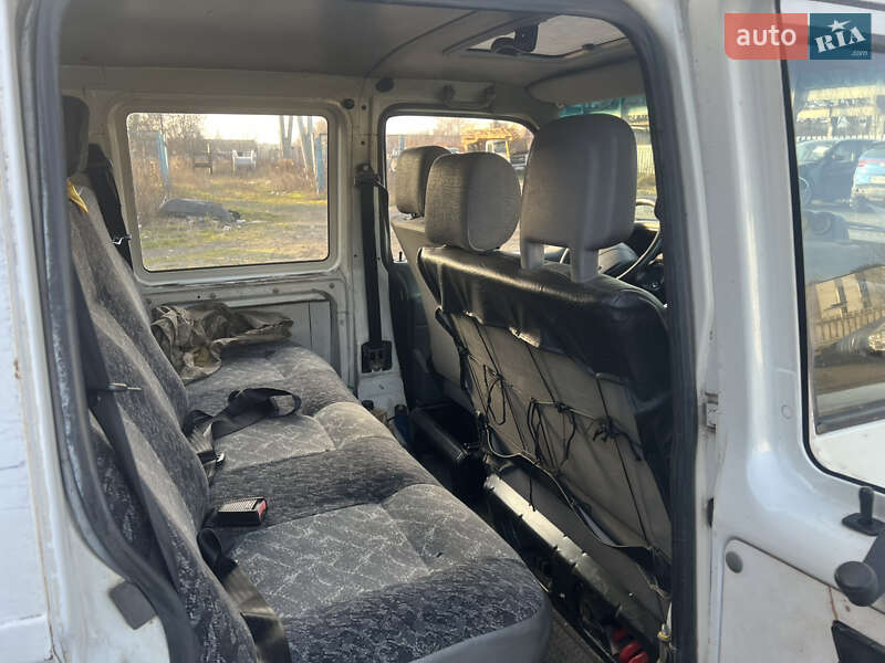 Грузопассажирский фургон Volkswagen Transporter 1994 в Ровно фото 10 Грузопассажирский фургон Volkswagen Transporter 1994 в Ровно