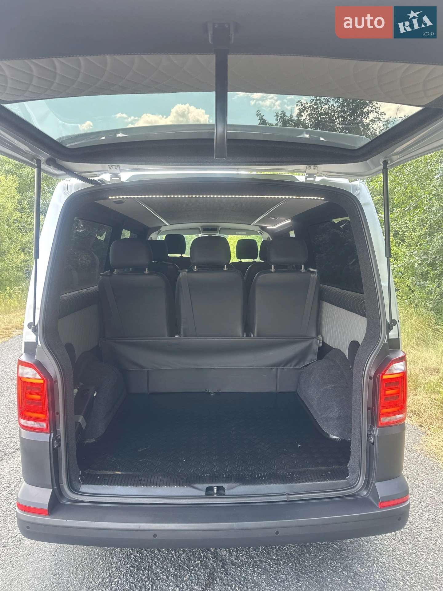 2019 Volkswagen Transporter - мініатюра 4