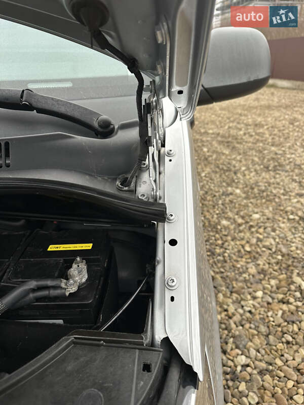 Вантажний фургон Volkswagen Transporter 2019 в Львові