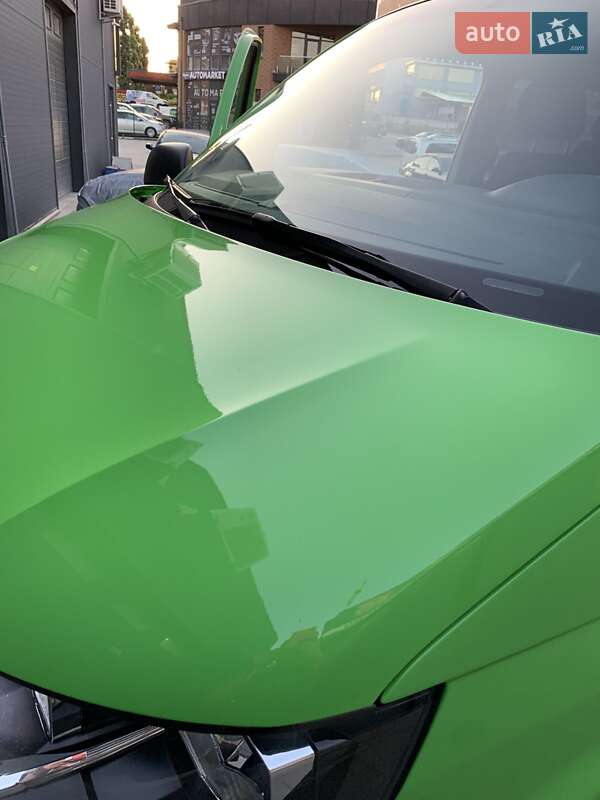 Минивэн Volkswagen Transporter 2015 в Ивано-Франковске