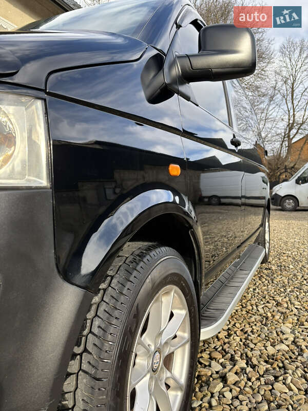 Минивэн Volkswagen Transporter 2004 в Стрые