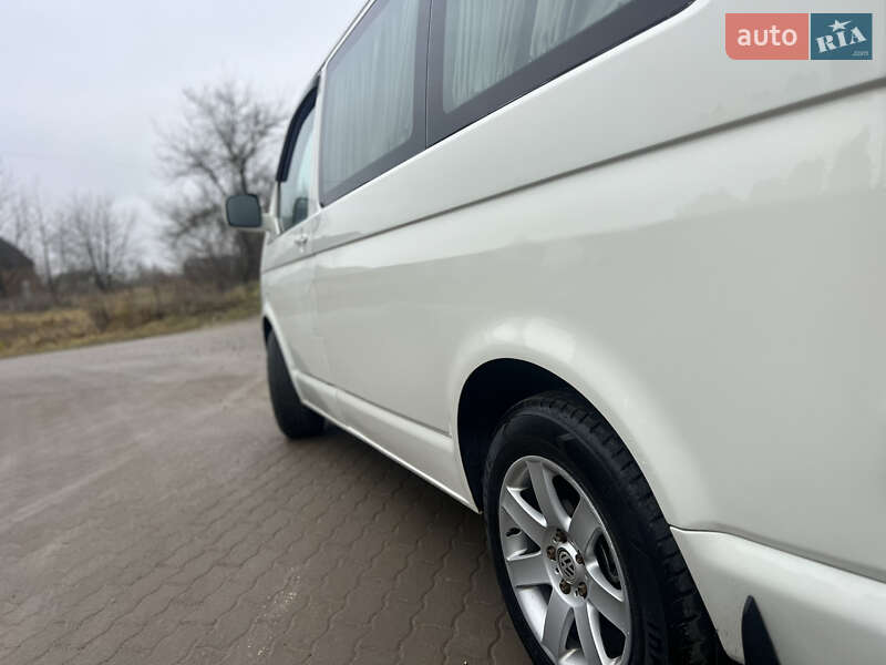 Минивэн Volkswagen Transporter 2006 в Львове