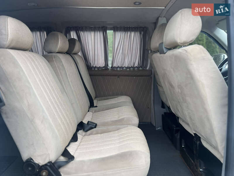 Минивэн Volkswagen Transporter 2006 в Львове