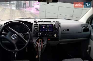 Минивэн Volkswagen Transporter 2006 в Киеве