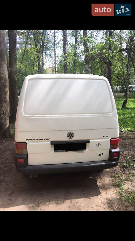 Минивэн Volkswagen Transporter 1998 в Черновцах