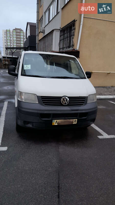 Грузовой фургон Volkswagen Transporter 2005 в Софиевской Борщаговке