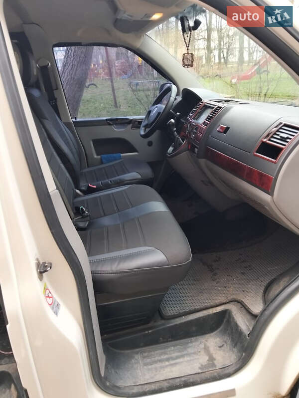 Минивэн Volkswagen Transporter 2008 в Умани