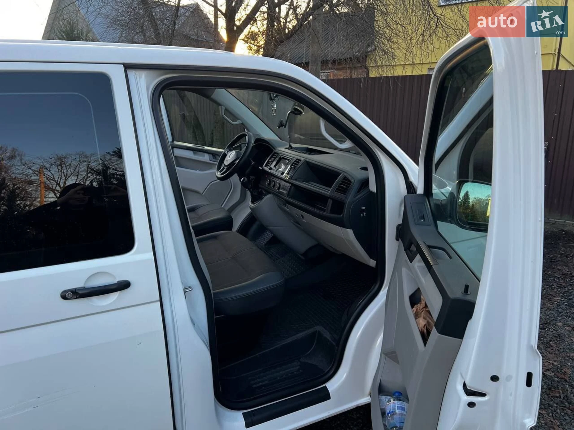 2017 Volkswagen Transporter - мініатюра 21