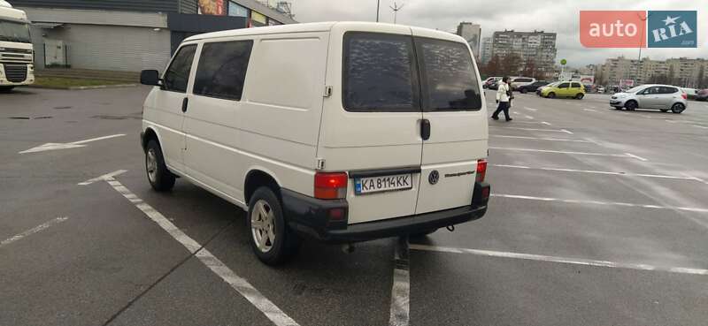Минивэн Volkswagen Transporter 2000 в Киеве