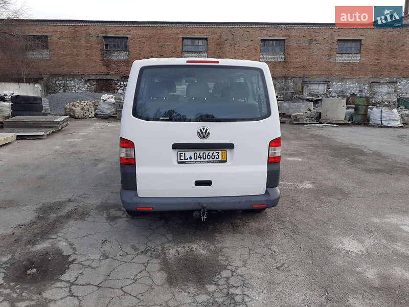 Минивэн Volkswagen Transporter 2010 в Звягеле