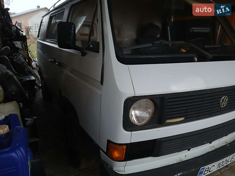Вантажопасажирський фургон Volkswagen Transporter 1986 в Трускавці