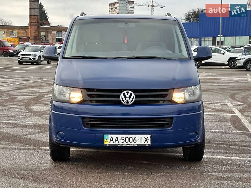 Мінівен Volkswagen Transporter 2014 в Житомирі