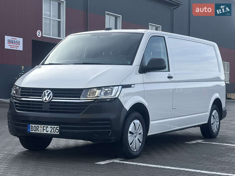 Грузовой фургон Volkswagen Transporter 2023 в Дубно