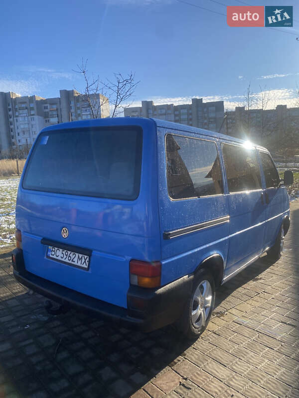 Минивэн Volkswagen Transporter 1995 в Стебнику