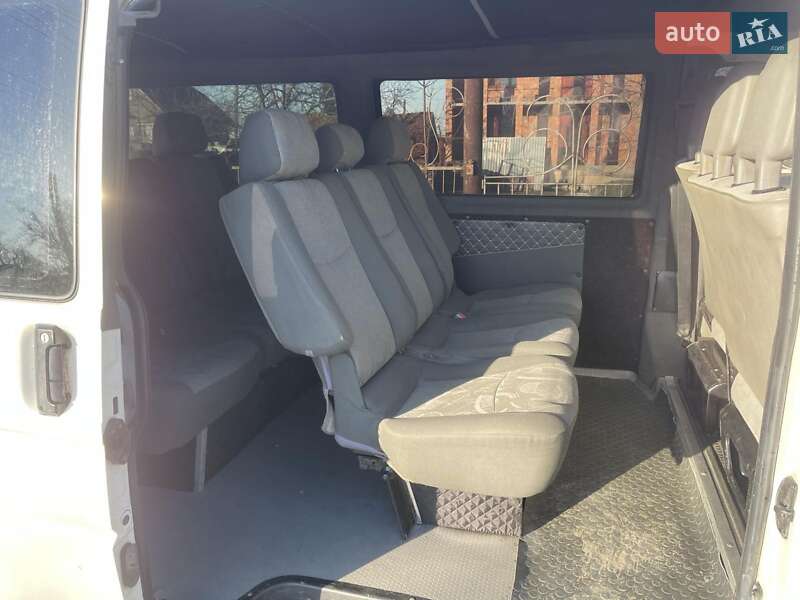 Мінівен Volkswagen Transporter 1998 в Чернівцях