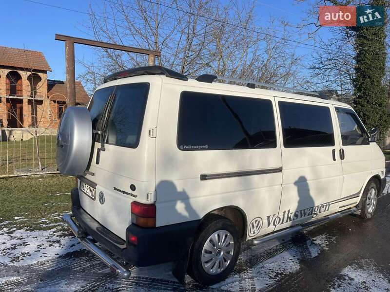 Мінівен Volkswagen Transporter 1998 в Чернівцях