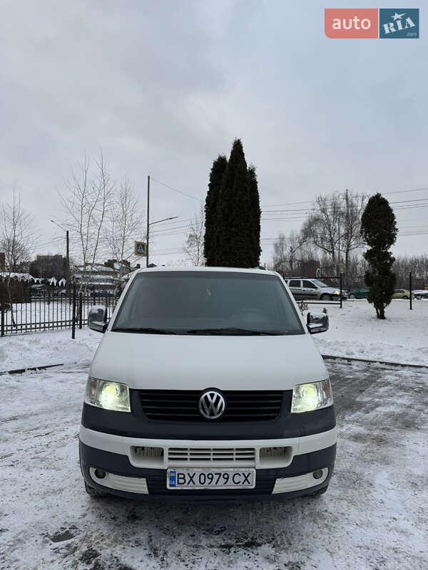 Мінівен Volkswagen Transporter 2006 в Хмельницькому
