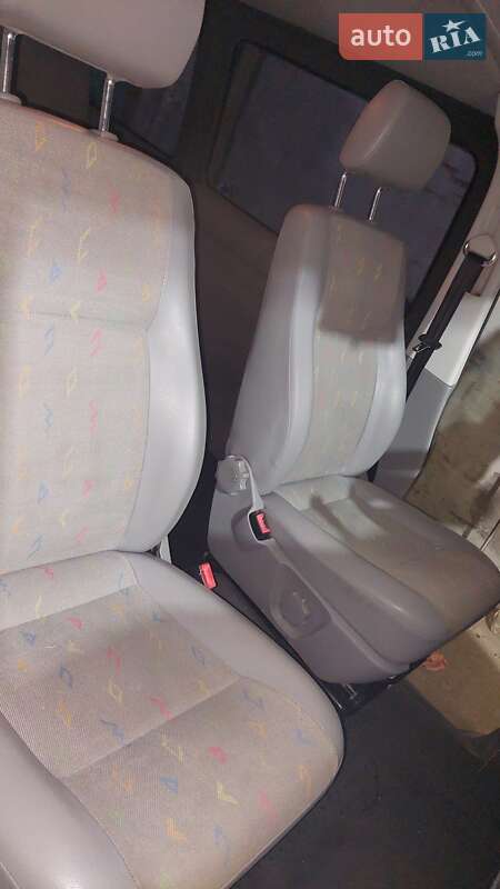 Мінівен Volkswagen Transporter 2009 в Дашеві