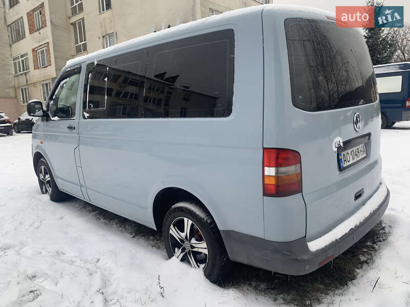 Мінівен Volkswagen Transporter 2003 в Сваляві