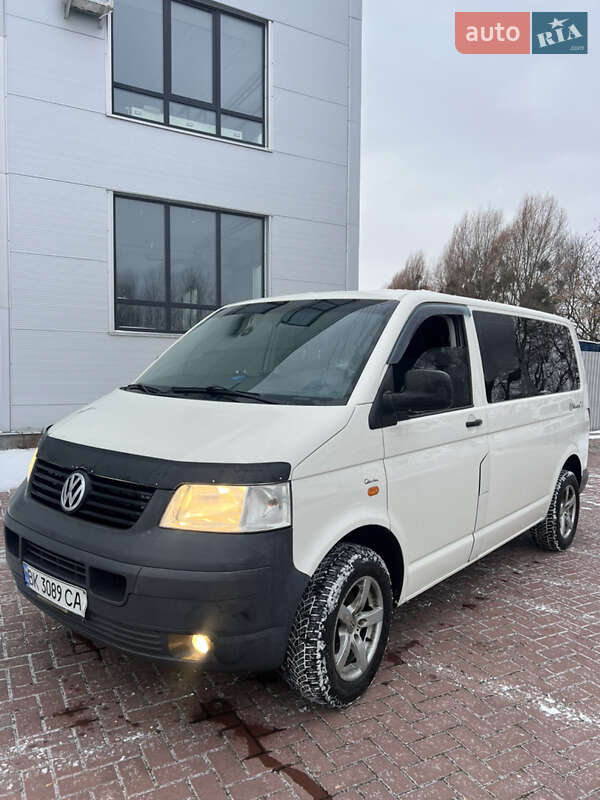 Минивэн Volkswagen Transporter 2007 в Ровно