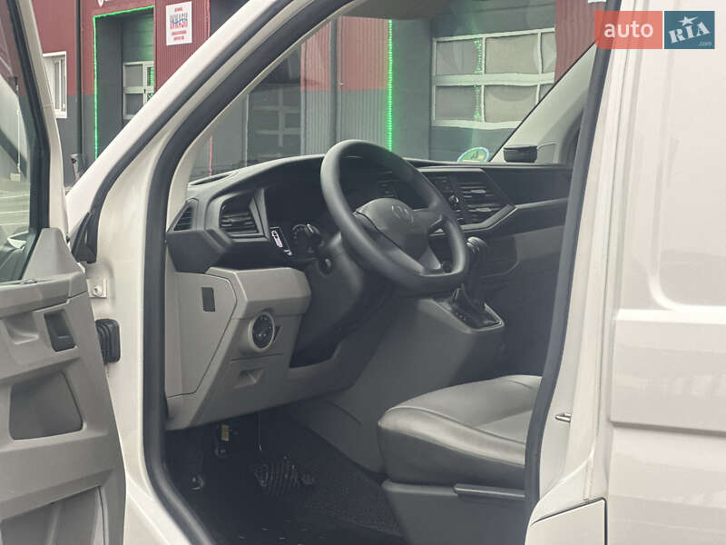 Грузовой фургон Volkswagen Transporter 2020 в Дубно