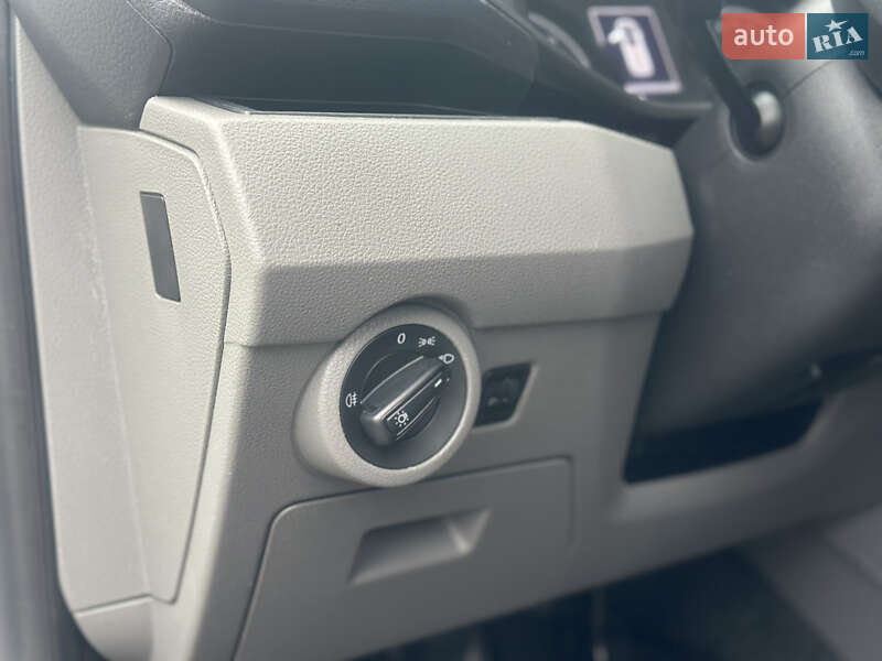 Грузовой фургон Volkswagen Transporter 2020 в Дубно