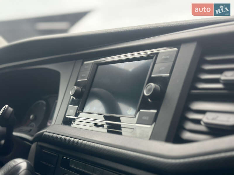 Грузовой фургон Volkswagen Transporter 2020 в Дубно