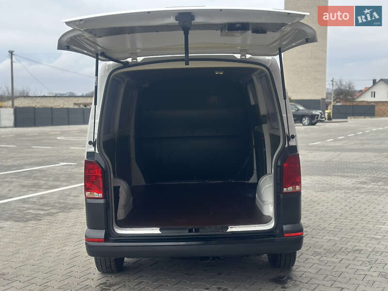 Грузовой фургон Volkswagen Transporter 2020 в Дубно