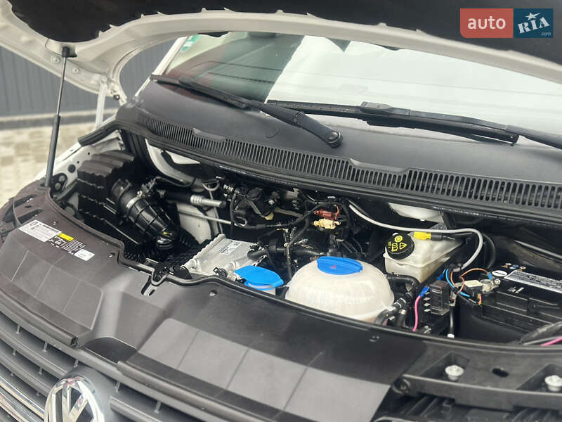 Грузовой фургон Volkswagen Transporter 2020 в Дубно