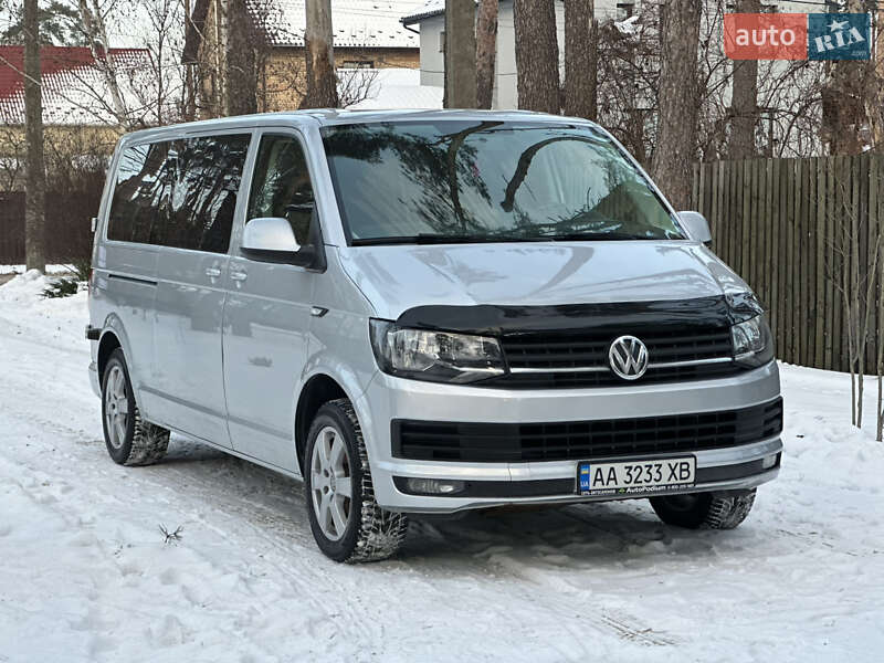 Мінівен Volkswagen Transporter 2015 в Києві