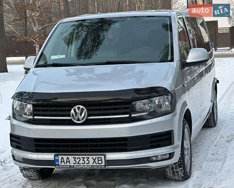 Мінівен Volkswagen Transporter 2015 в Києві