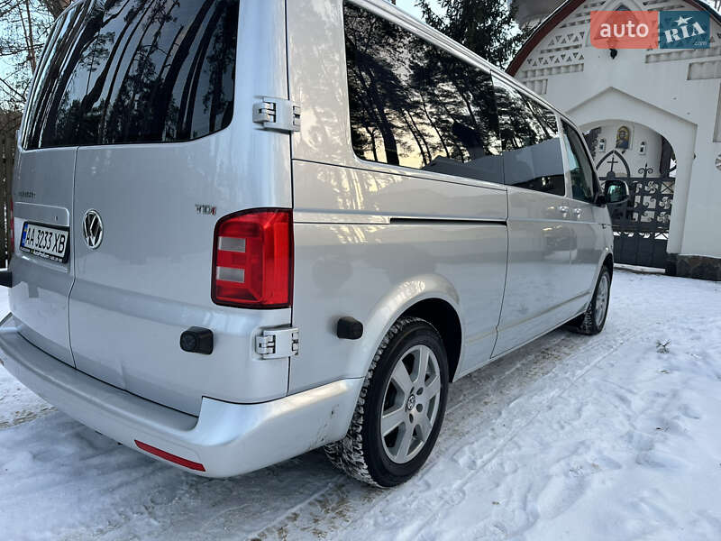 Мінівен Volkswagen Transporter 2015 в Києві