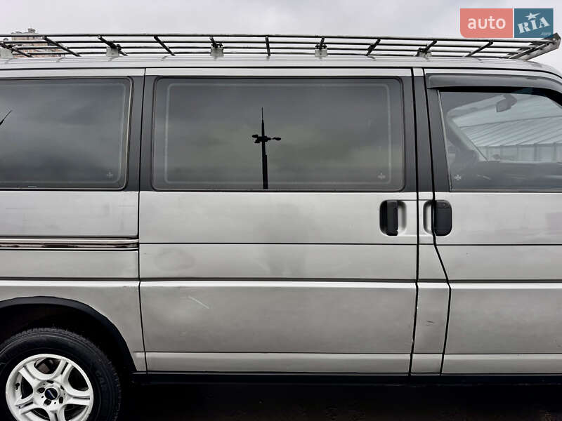 Грузопассажирский фургон Volkswagen Transporter 2000 в Киеве